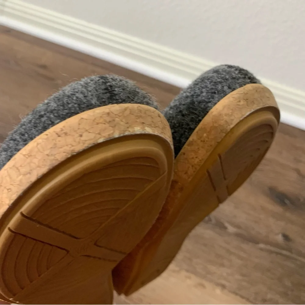 Taos Womens woolery 2 gray slip on clogs 42 - Picture 8 of 9